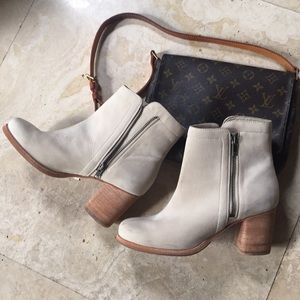 Hot Frye boots 🎁💕🌺❤️